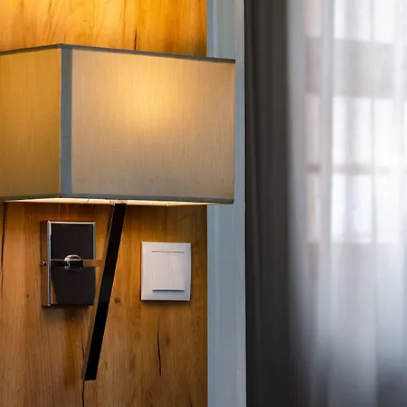 Konukevi Le Jardin 4*